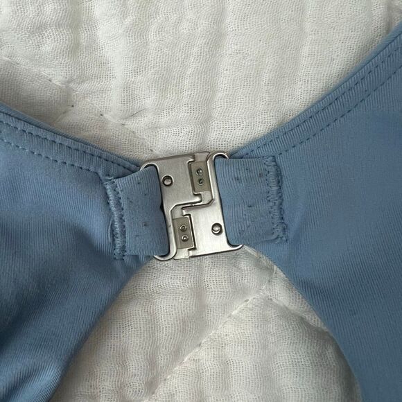 Athleta Women's High Support Sports Bra Blue Size small Adjustable Straps - Picture 3 of 9